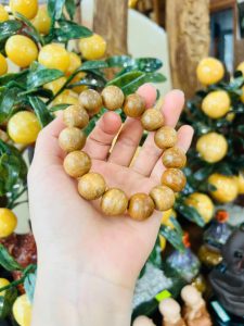 Vòng Trầm Hương Hợp Mệnh